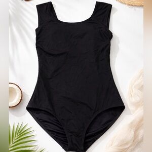 Lands' End Black One-Piece Swimsuit Size 10 Tummy Control Classic